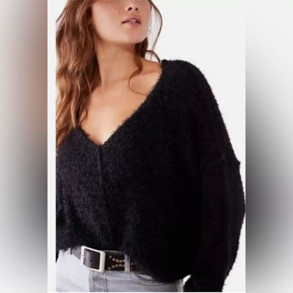 Free People Women's V-Neck Pullover Sweater Black Size M Casual - Picture 1 of 6